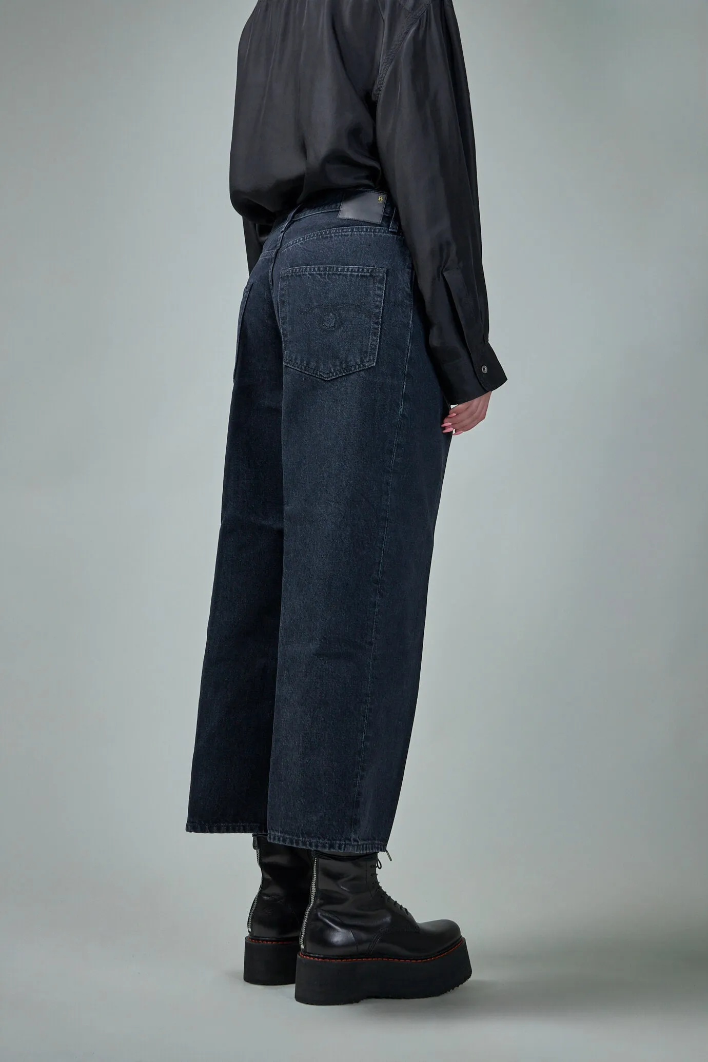 Ankled D'arcy Jean