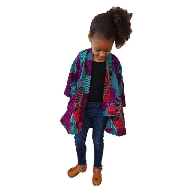 Authentic African Style: Women's Short Kimono Jacket with Traditional Patterns