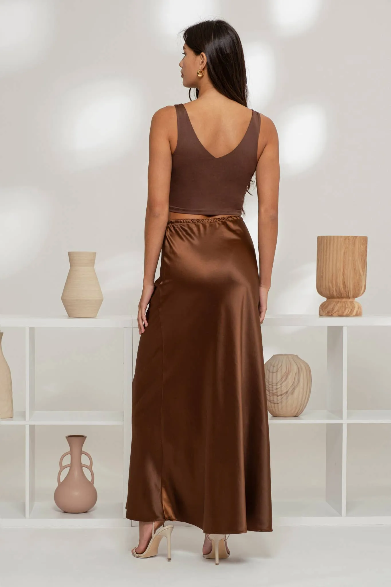BROWN REVERSIBLE V NECK CROP TOP