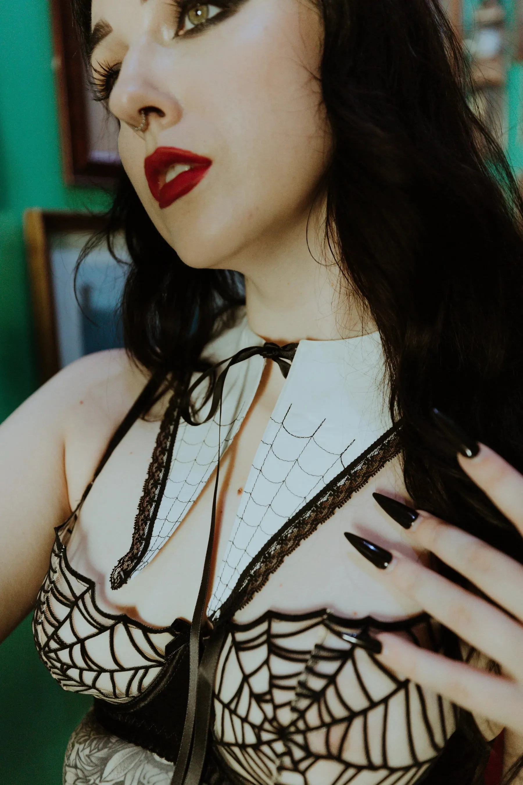 “Creep” Collar in White by Lively Ghosts