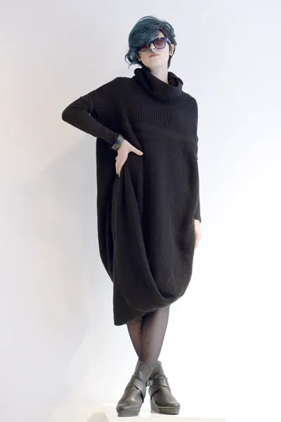 EC Vine Top in EC Black