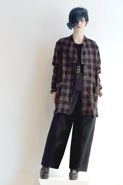 EC Vine Top in EC Black