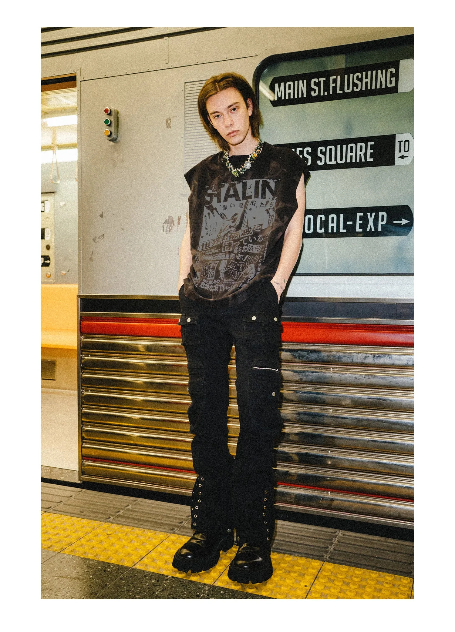 Large pocket distressed, disassembled and washed overall pants