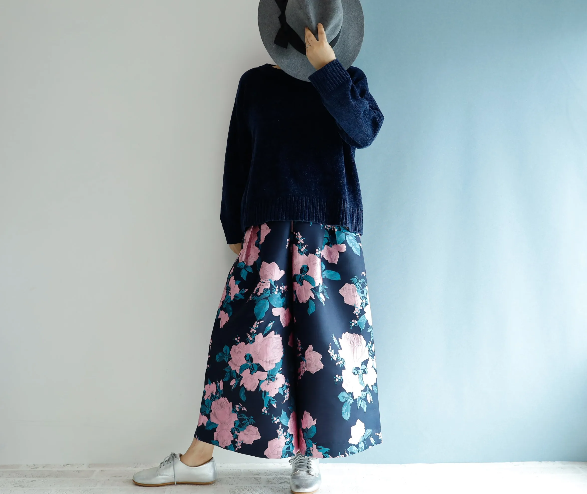 <P06RP85>  EUROPEAN ROSE PINK  GAUCHO trousers