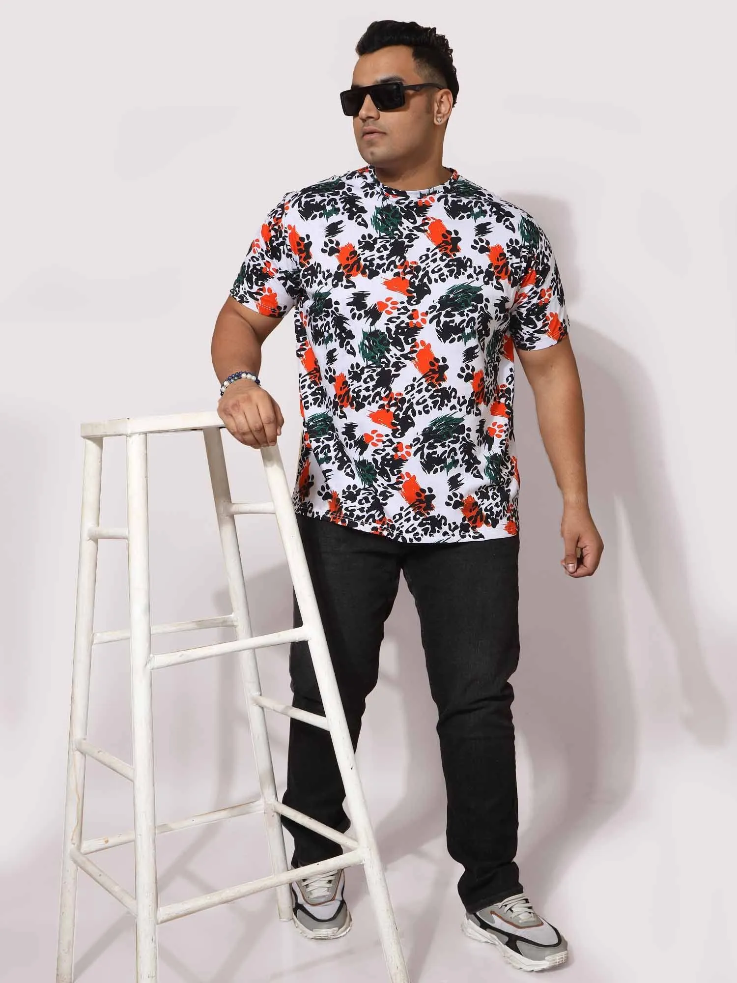 Men Plus Size Leopard Digital Printed Round Neck T-Shirt