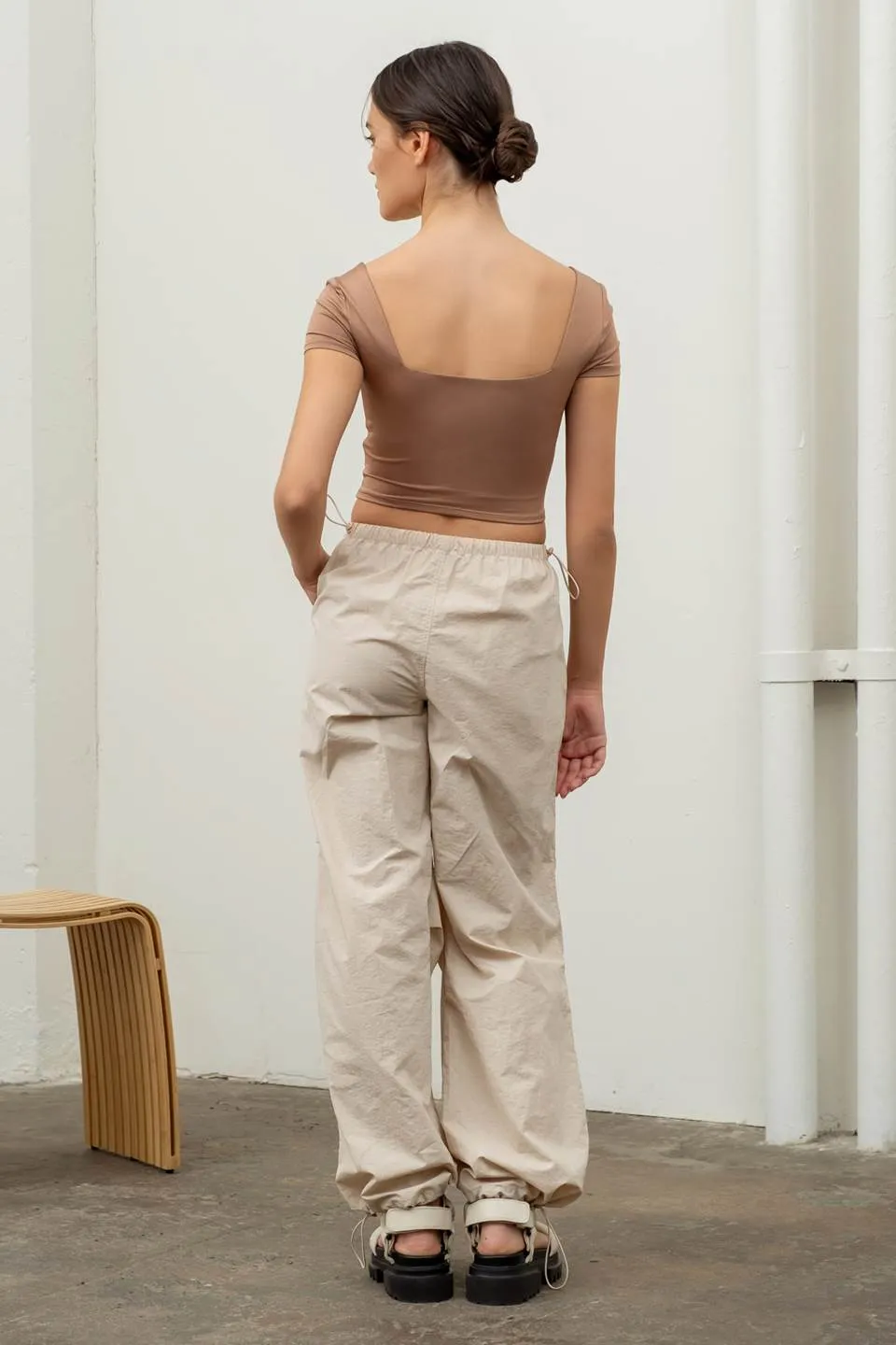 REVERSIBLE SOLID SQUARE NECK KNIT TOP