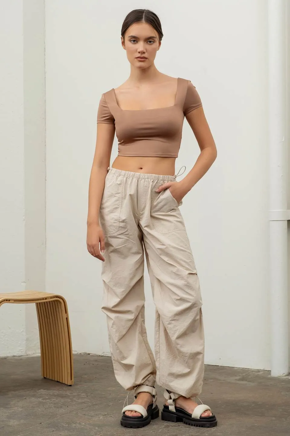 REVERSIBLE SOLID SQUARE NECK KNIT TOP