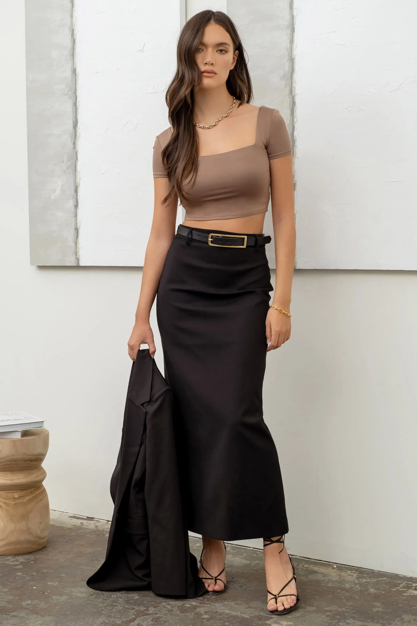REVERSIBLE SOLID SQUARE NECK KNIT TOP